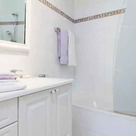 Sleeps 3 Wifi Cannes