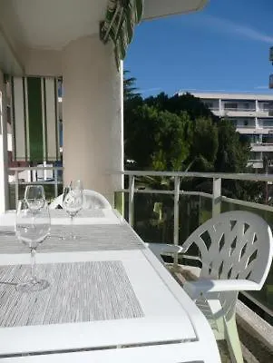 Lägenhet Sleeps 3 Wifi Cannes